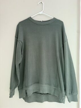 Aerie Oversized Crewneck Sweater in Sage Green